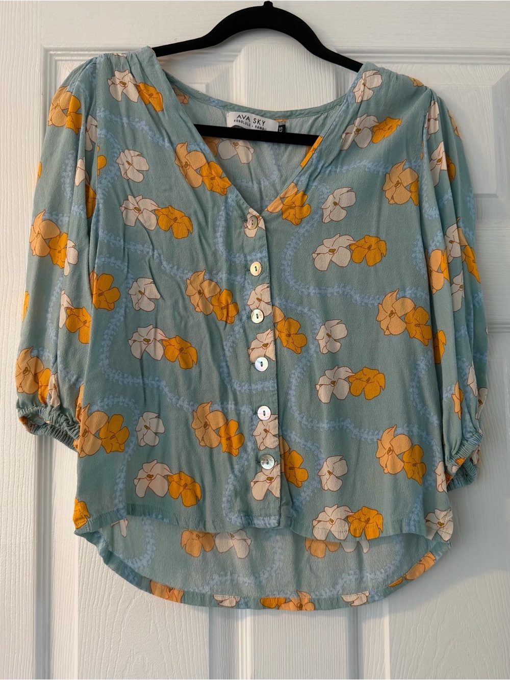 Ava Sky Puakenikeni Top Size XS